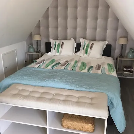 Bed & Bulster *
